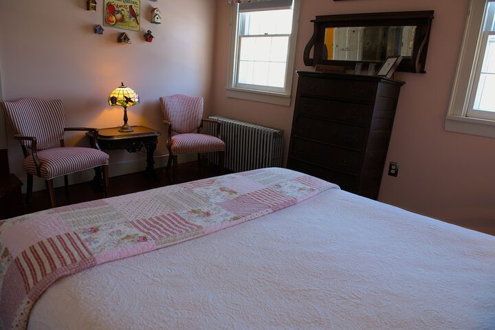 Room 27 of 70