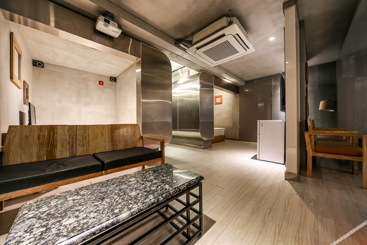 Suite 121 of 170