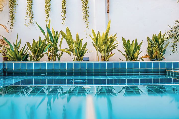 Pool 56 of 62