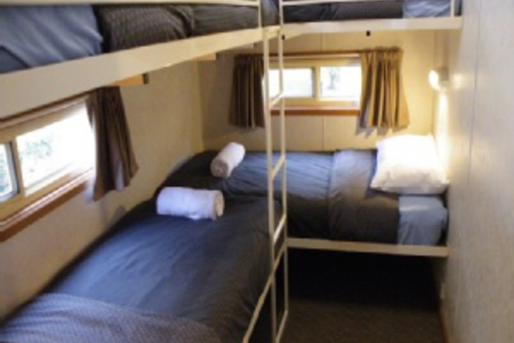 Room 151 of 406