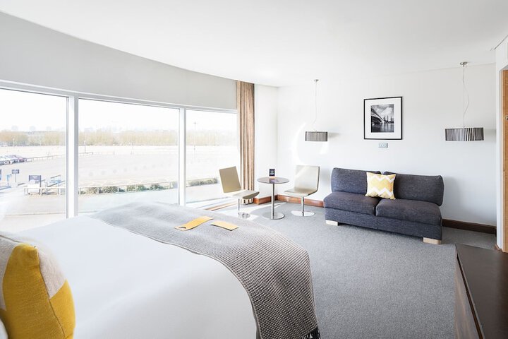Room 25 of 101
