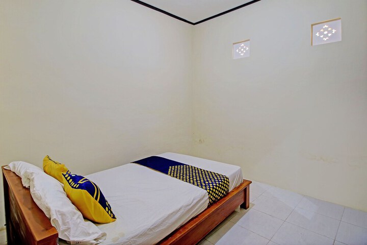 Room 7 of 24