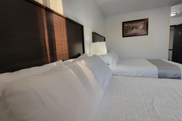 Room 5 of 7