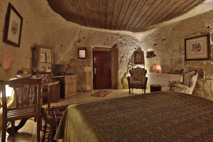 Room 10 of 109