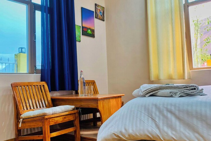 Room 8 of 23