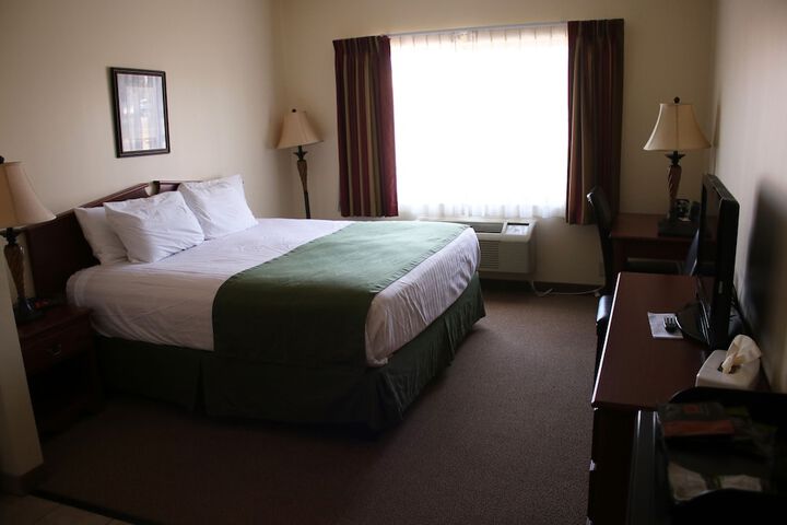 Room 5 of 41