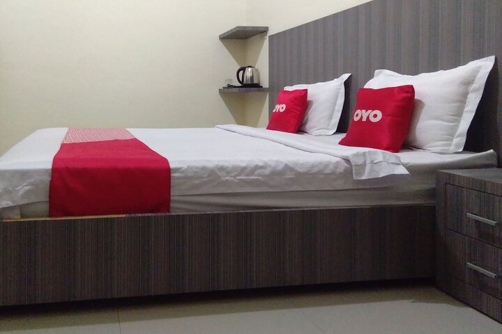 Room 10 of 36