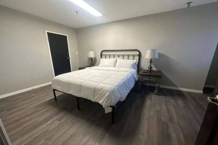 Room 3 of 16