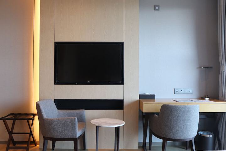 Room 19 of 132