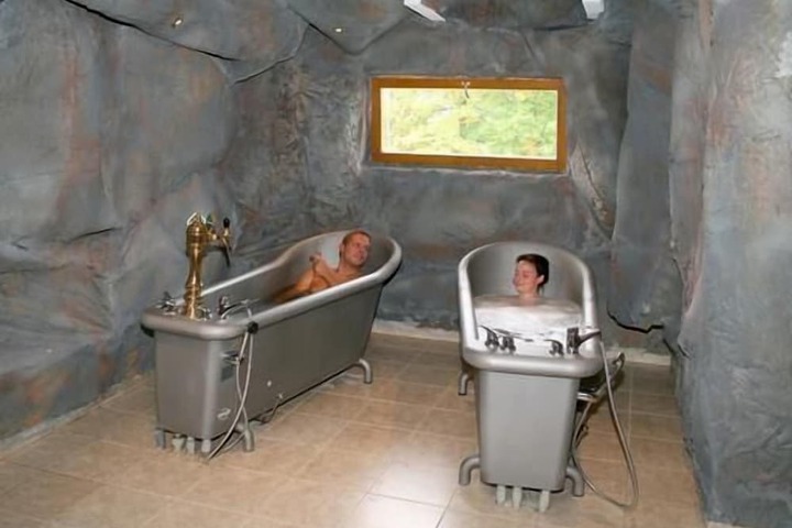 Jetted tub