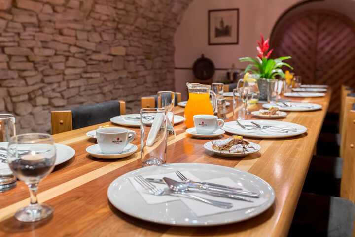 Dining 70 of 92