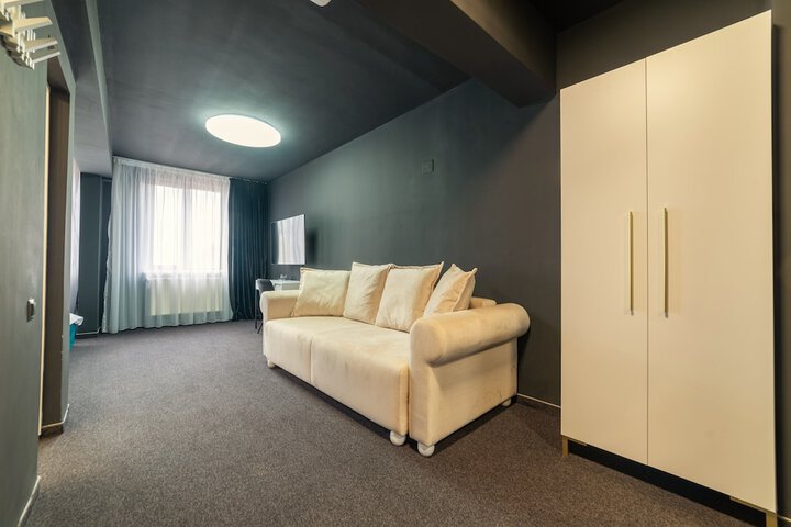 Room 46 of 112