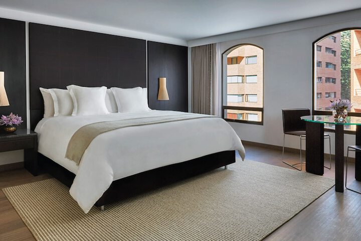 Room 13 of 54