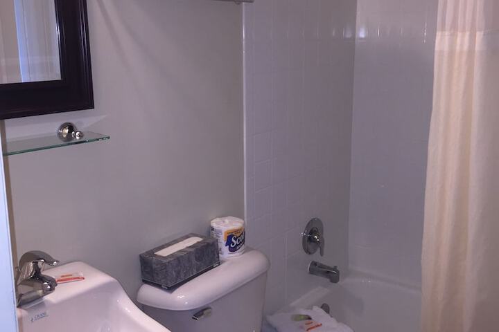 Room 9 of 26