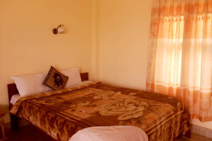 Room 7 of 63