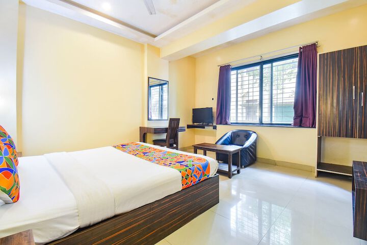 Room 8 of 24