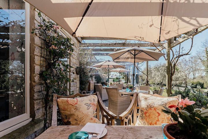 Terrace/Patio 11 of 40