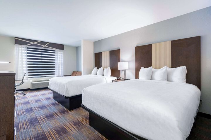 2 Queen Beds Accessible (2 of 22)