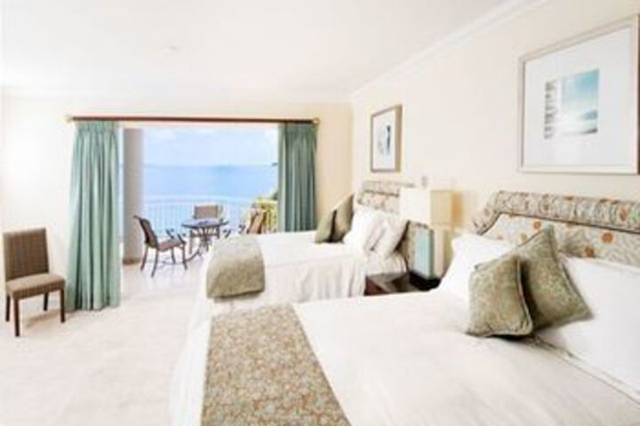 Room 10 of 26