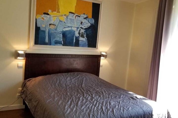 Room 12 of 46