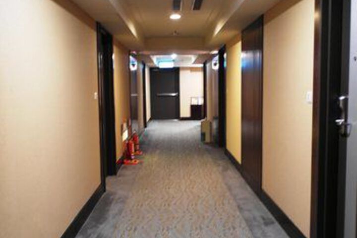Ballroom/Hall 69 of 82