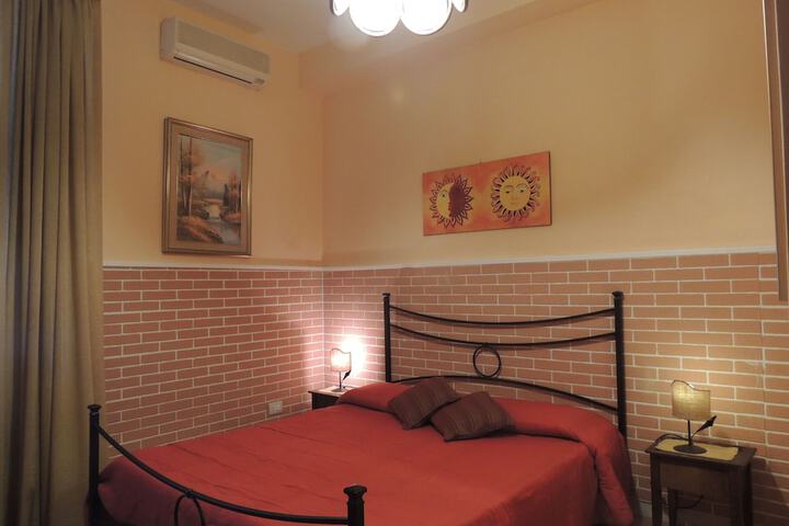Room 12 of 53