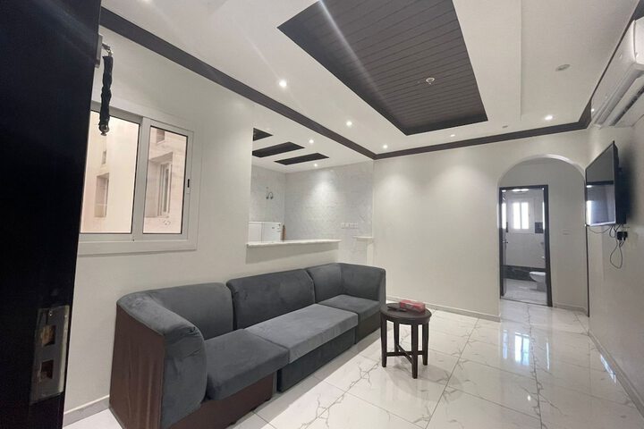 Room 18 of 23