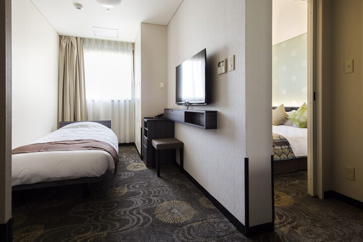Room 26 of 79