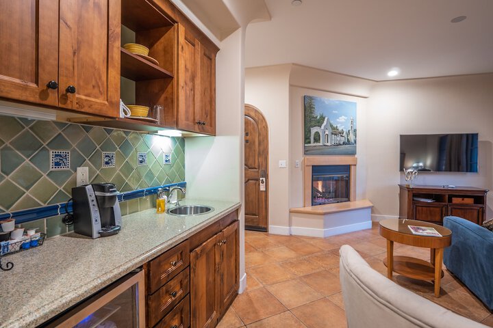 Private kitchenette