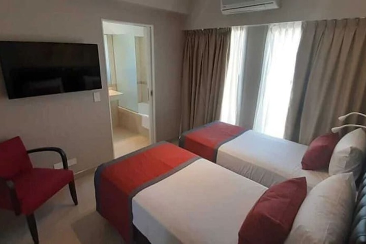 Room 12 of 43