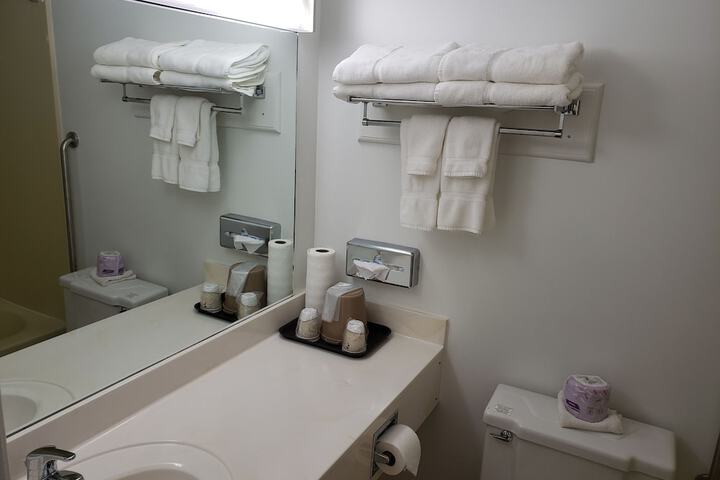 Room 52 of 82