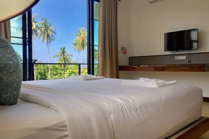 Room 72 of 108