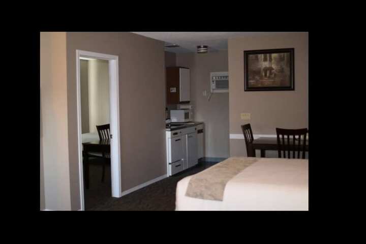 Room 7 of 36