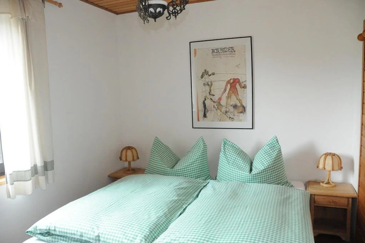 Room 3 of 13