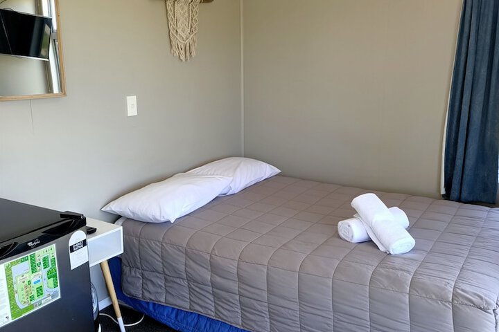 Room 4 of 55