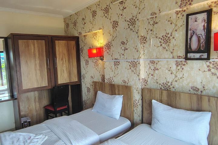 Room 14 of 29