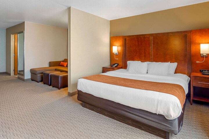 Room 22 of 48