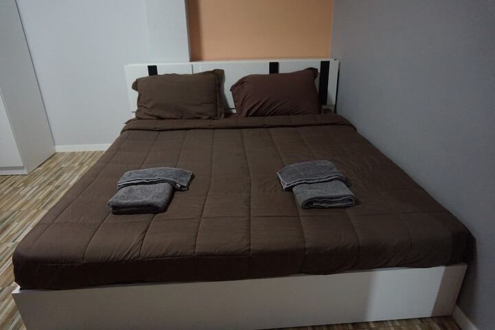 Room 3 of 61