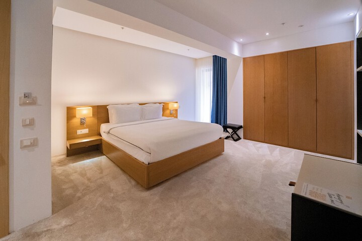 Room 49 of 150