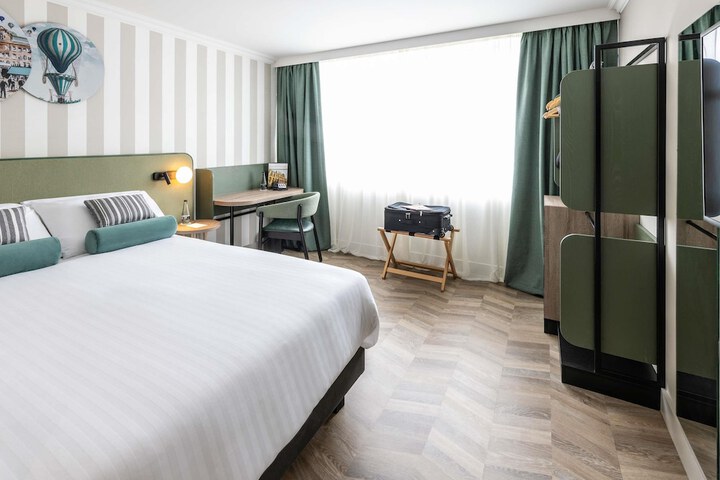 Room 14 of 81
