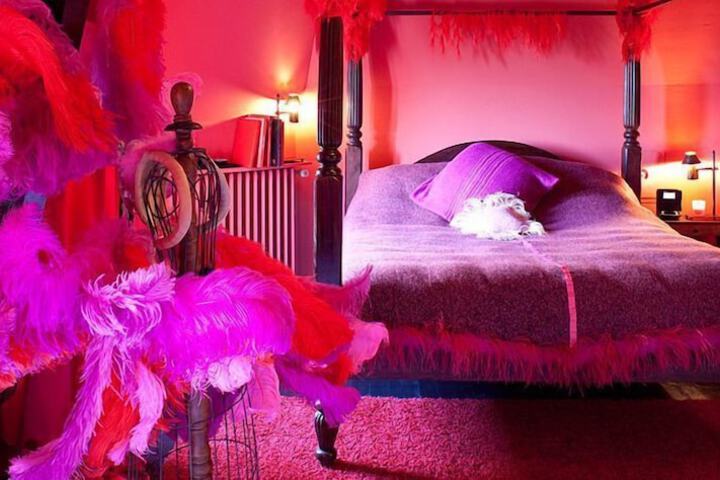 Room 14 of 39