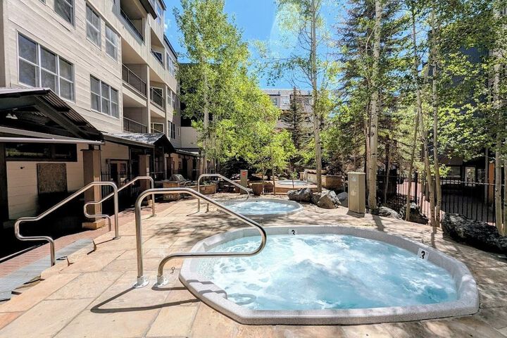Hotel 87 of 90