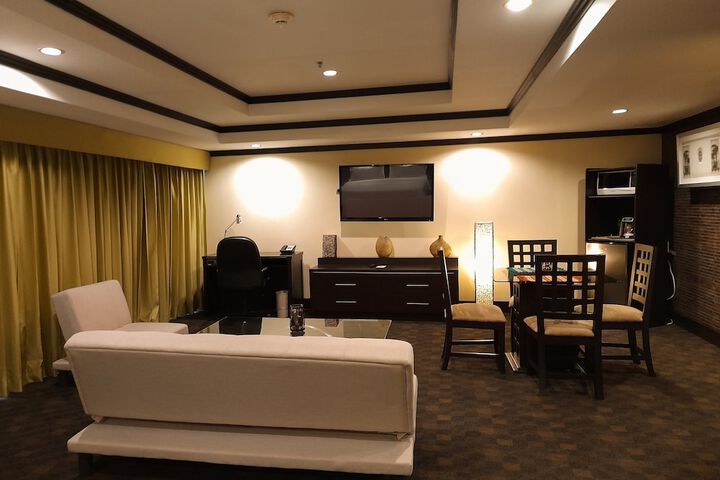 Room 19 of 96