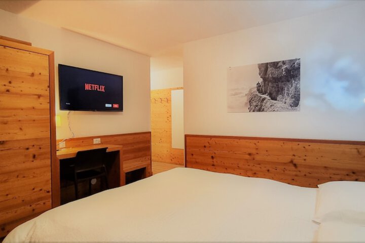 Room 7 of 39