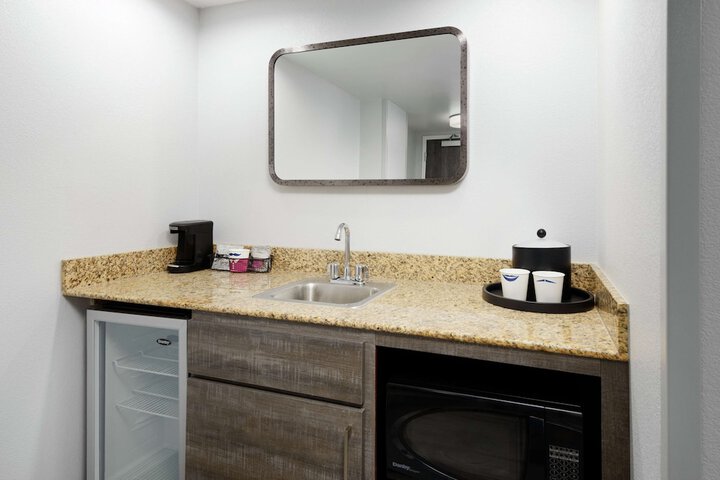 Minibar