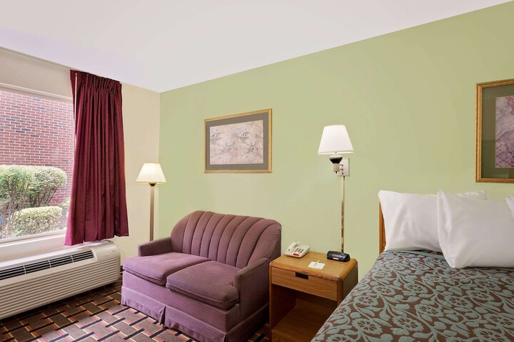 Room 11 of 26