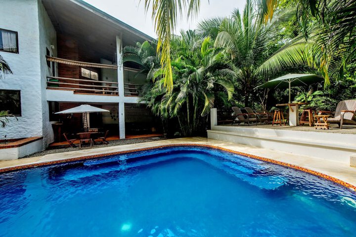 Pool 117 of 137