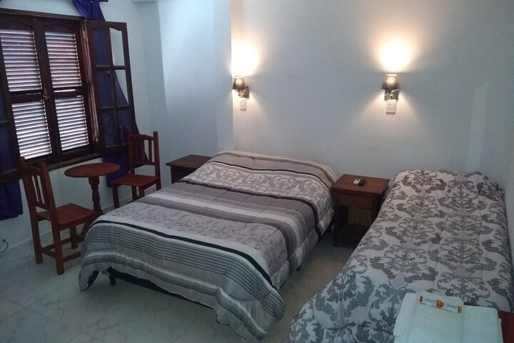 Room 16 of 36