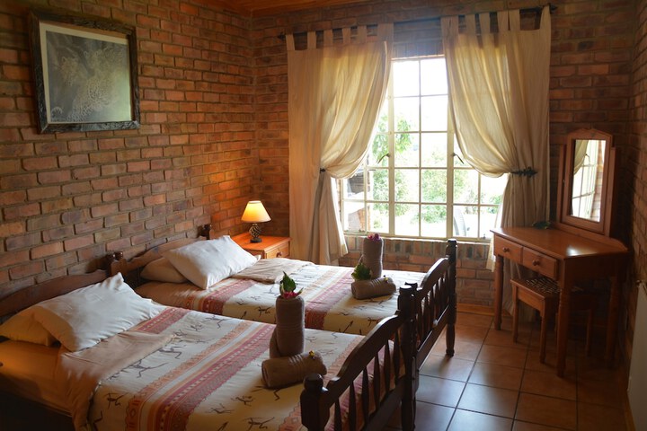 Room 12 of 40