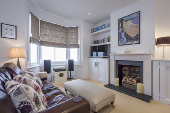 Room 10 of 21